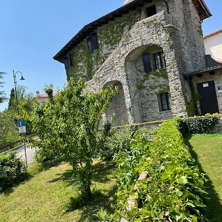 Conti Formentini Maison d'hôtes 4*