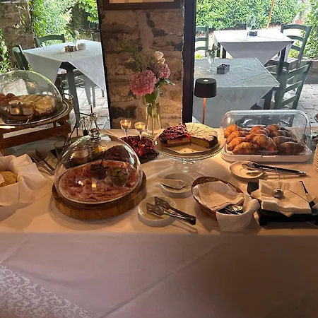 Conti Formentini Guest house